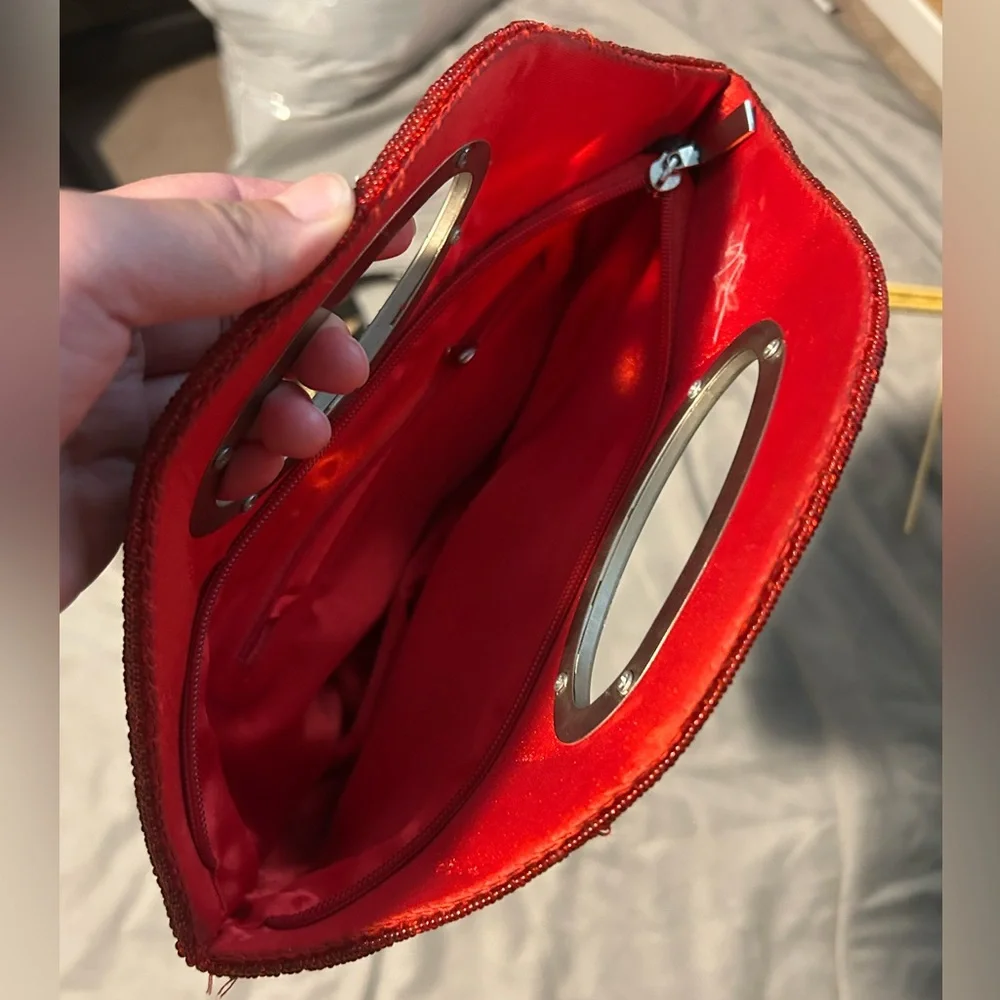 Vintage Red Floral Beaded Handbag Purse - Picture 3 of 13